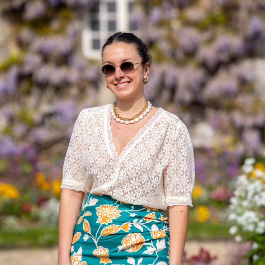 Blouse manches courtes en dentelle Ecru Vicky - GRACE & MILA
