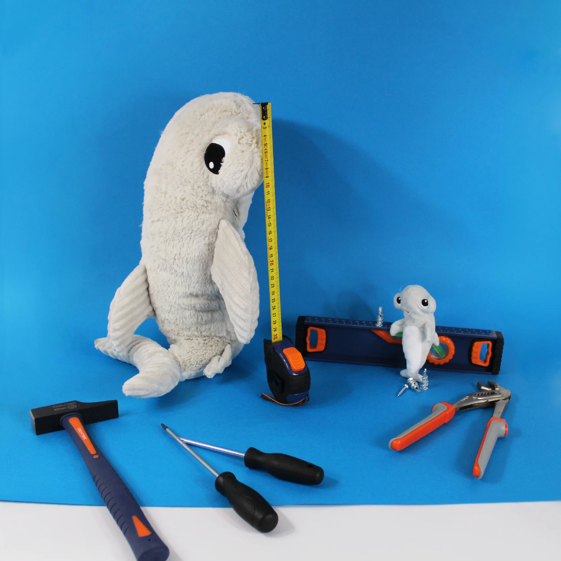 Peluche requin marteau Clou maman et son bébé gris clair Les Ptipotos - LES DEGLINGOS
